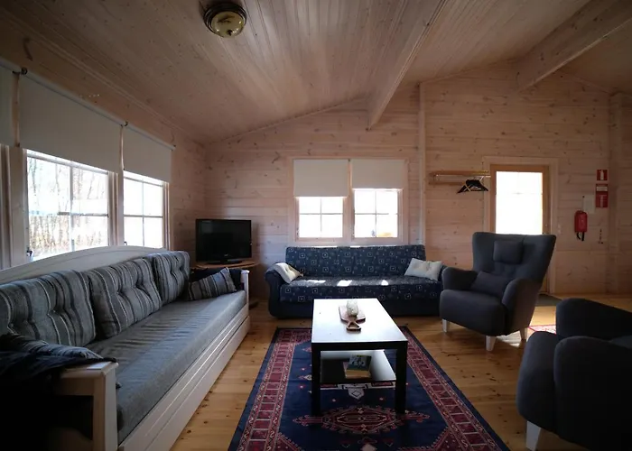 Pukinsaaren Кемпинг